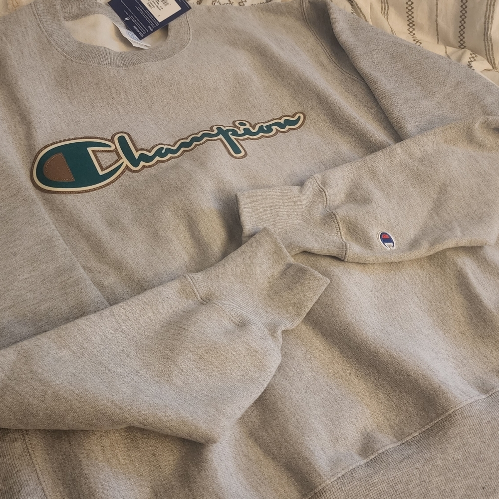 Champion sweatshirt